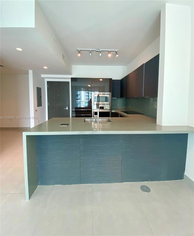 The Bond At Brickell unit 3407, Miami, FL 33131 - photo 3