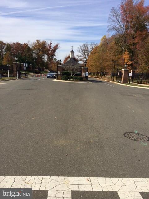 14400 Mary Bowie Pkwy, Upper Marlboro, MD 20774 - photo 4