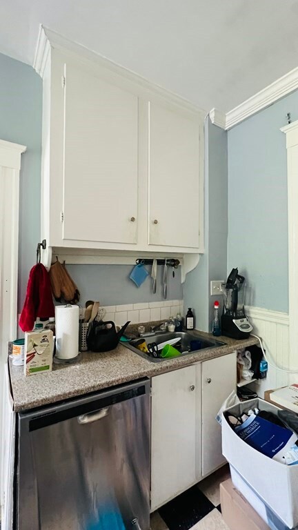 996 Chestnut St unit 3, Newton Upper Falls, MA 02464 - photo 4