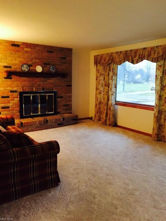 135 S Elm St, Jefferson, OH 44047 - photo 5