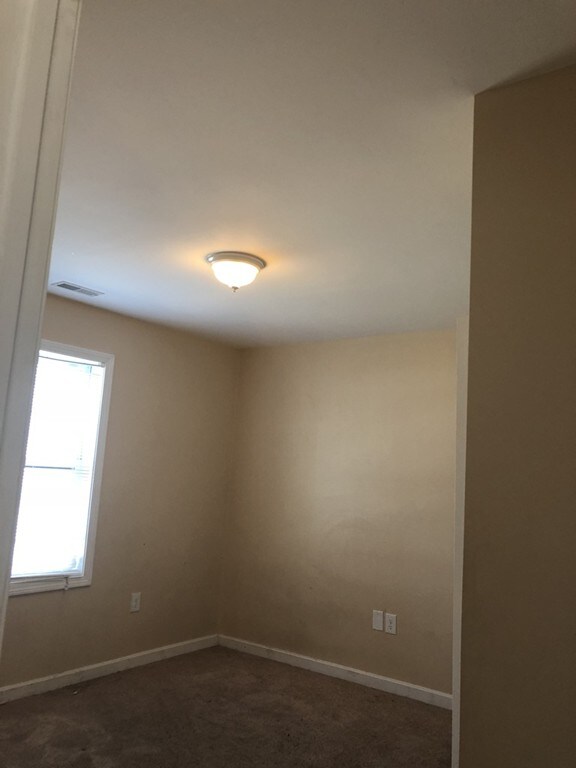 9 Coleman St unit 2, Lawrence, MA 01843 - photo 5