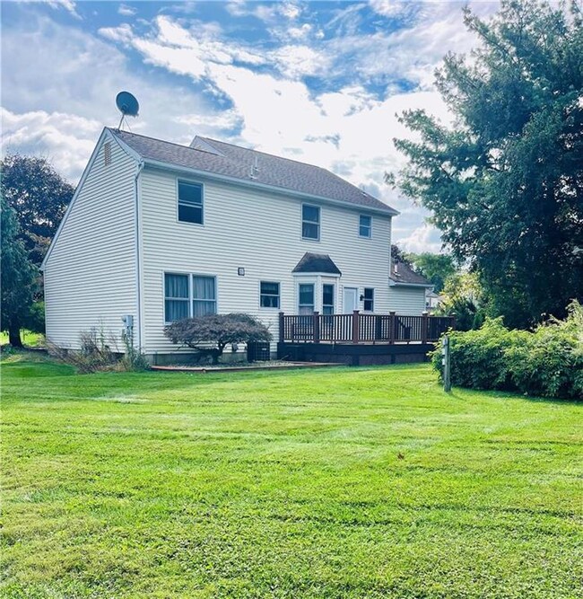 795 Hunter Rd, Easton, PA 18040 - photo 2