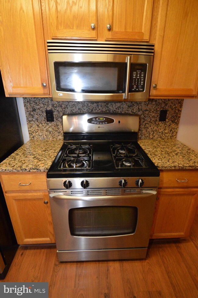 2056 Quaker Way unit 6, Annapolis, MD 21401 - photo 4