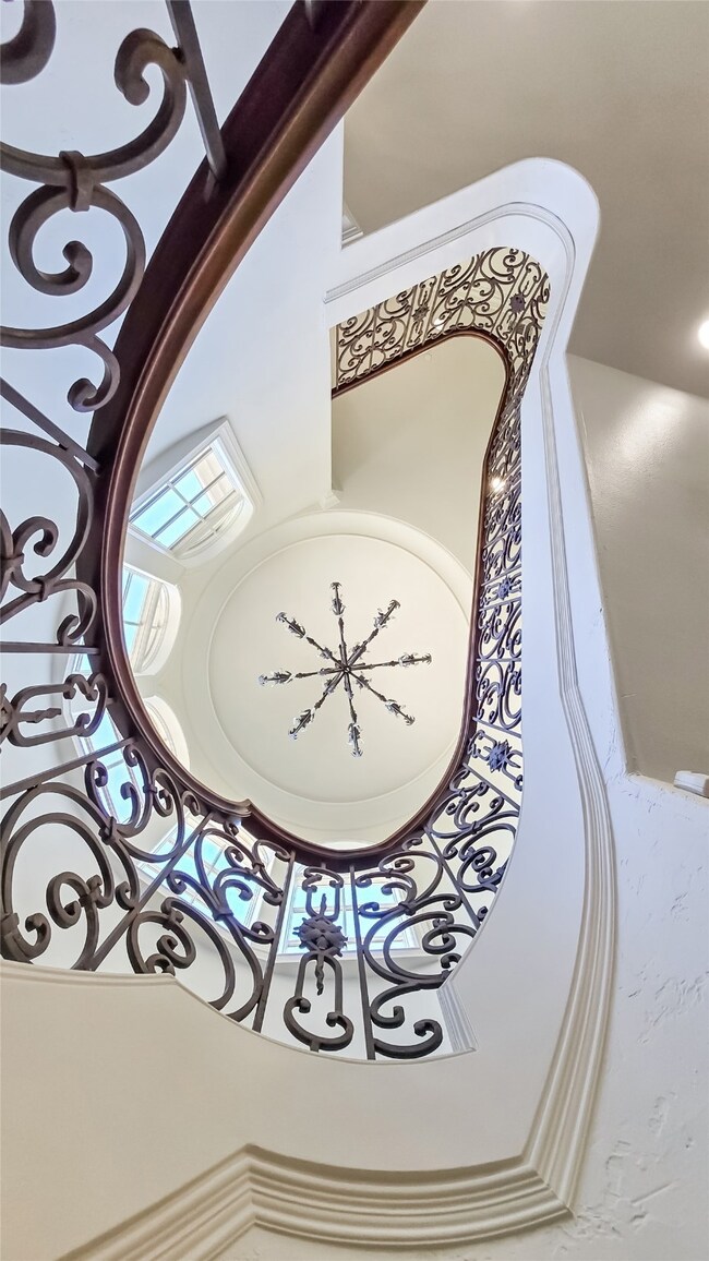 2821 Hood St, Dallas, TX 75219 - photo 7