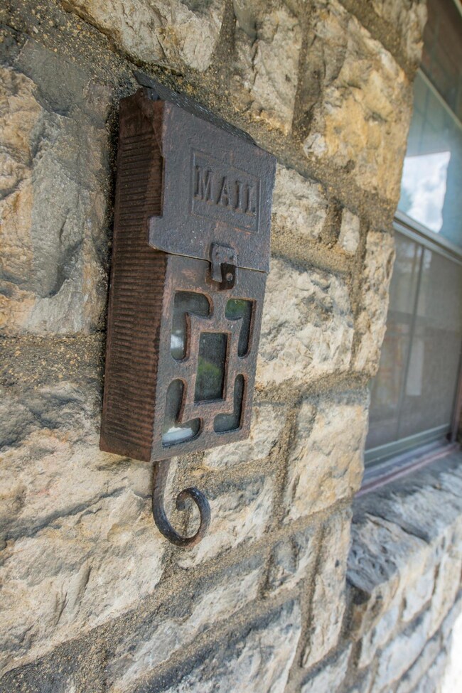 Mailbox