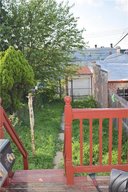 429 W Cedar St, Allentown, PA 18102 - photo 4
