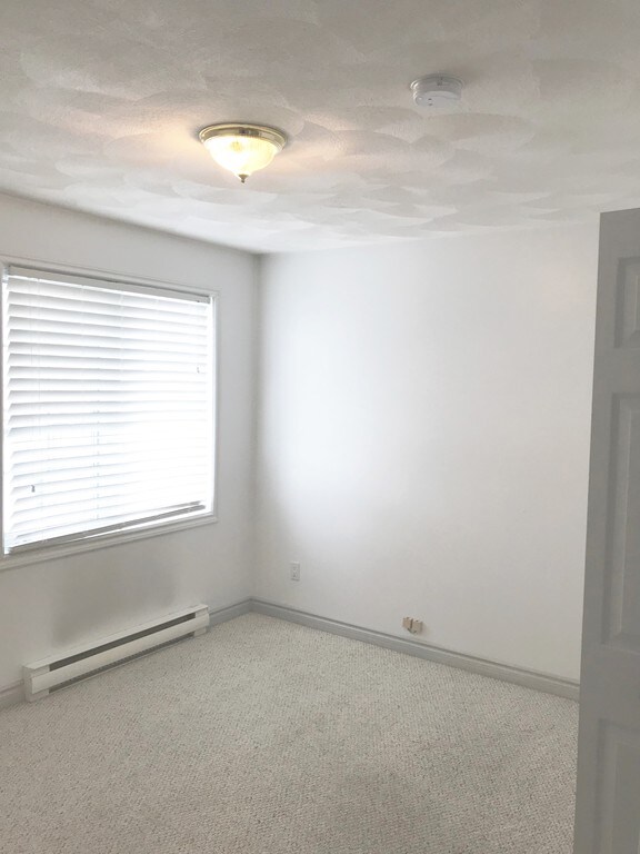 487 Humphrey St unit 1, Swampscott, MA 01907 - photo 4