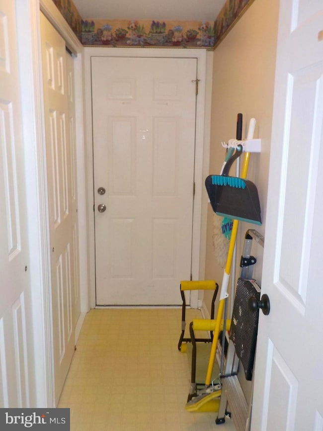 10701 Wayfarer Rd, Germantown, MD 20876 - photo 7