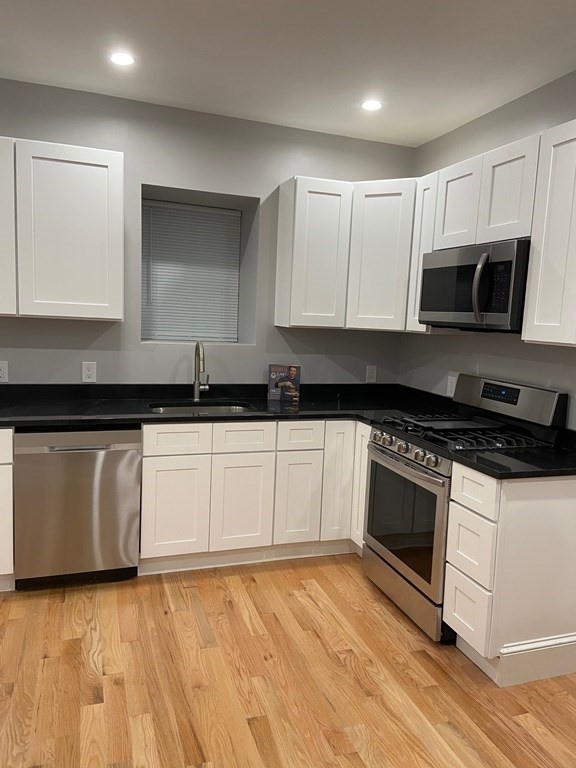 129 G St unit 1, Boston, MA 02127 - photo 3