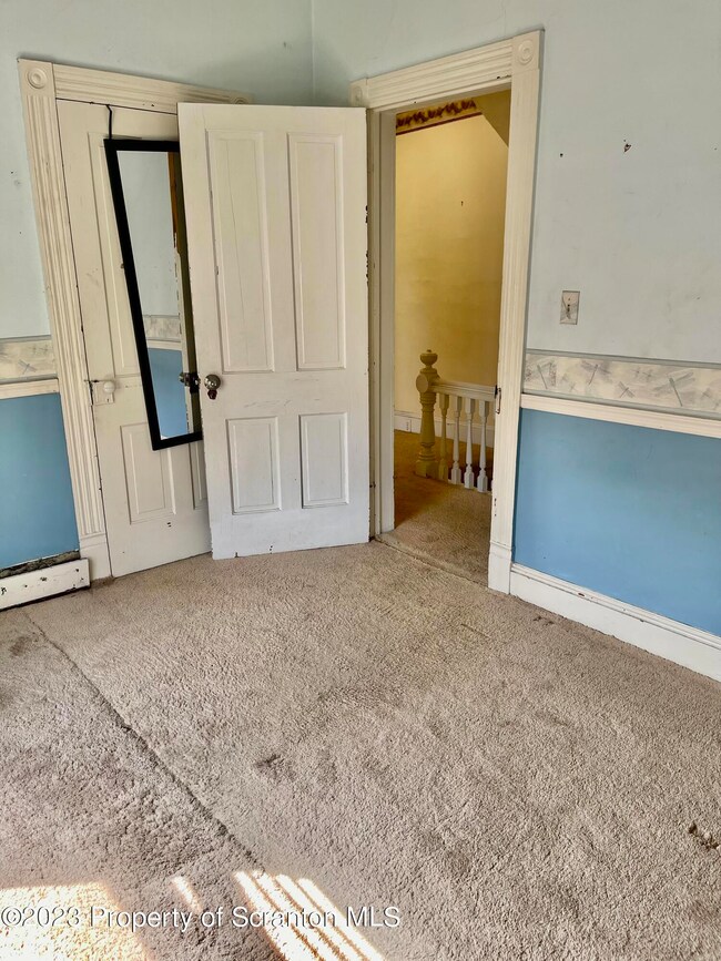 1103 Monroe Ave, Scranton, PA 18509 - photo 7