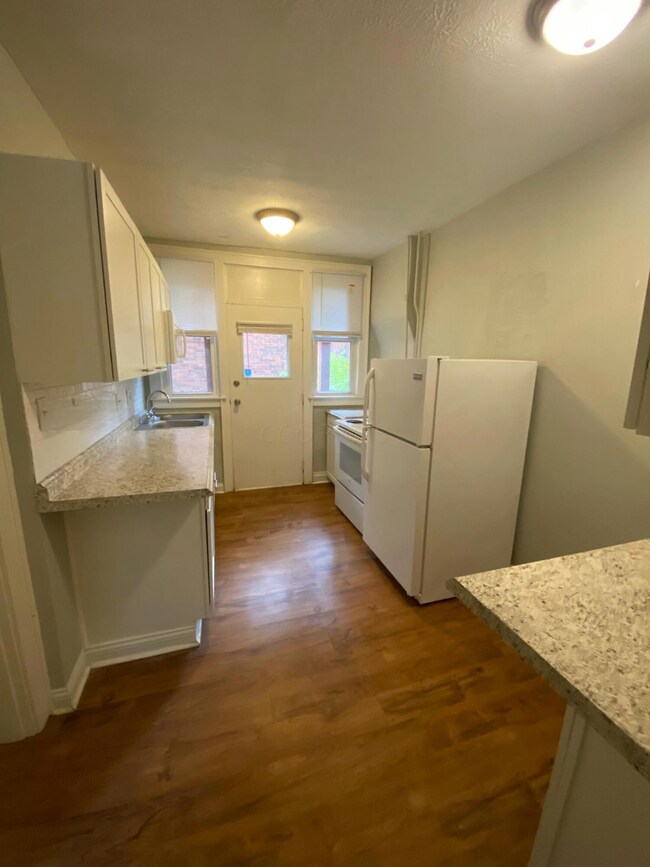 1888 E Rich St unit C, Columbus, OH 43205 - photo 4