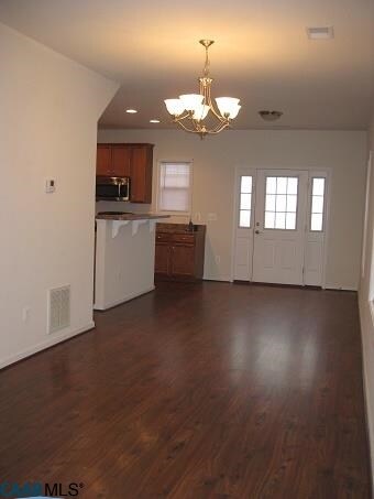 136 Villa Cir unit 136, Palmyra, VA 22963 - photo 7