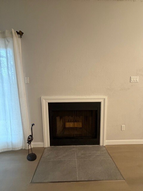 9747 Whitehurst Dr unit 168, Dallas, TX 75243 - photo 6