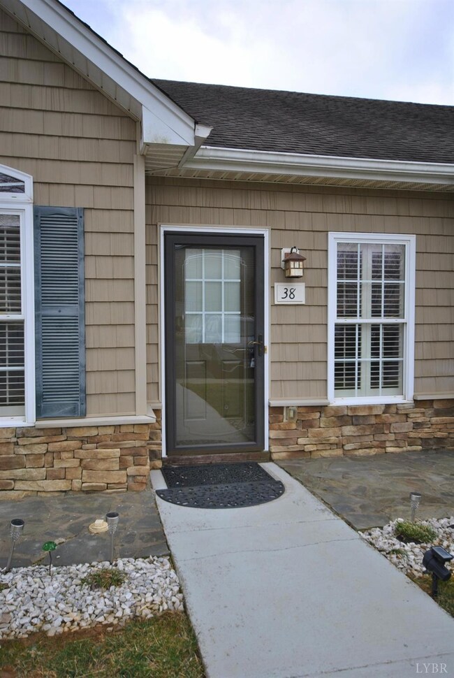 38 Old Tavern Cir, Lynchburg, VA 24501 - photo 6
