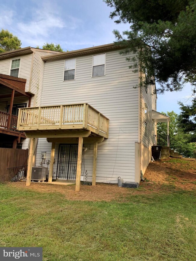 7330 Shady Glen Terrace, Capitol Heights, MD 20743 - photo 2