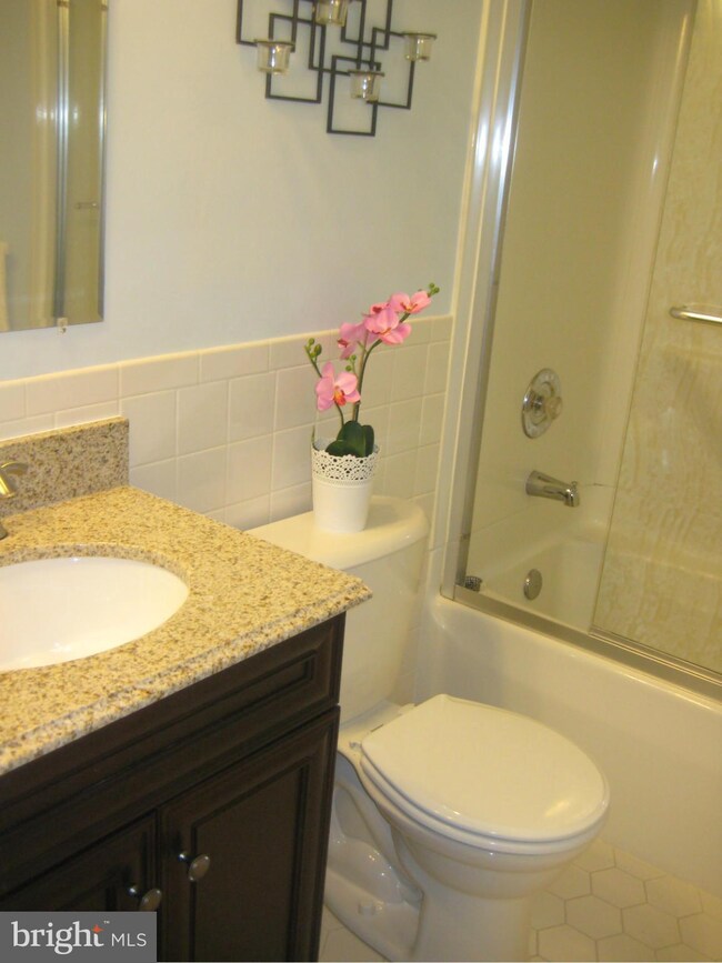 9901 Rand Dr, Burke, VA 22015 - photo 7