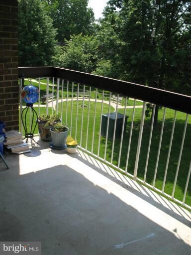 2309 Greenery Ln unit 204, Silver Spring, MD 20906 - photo 5