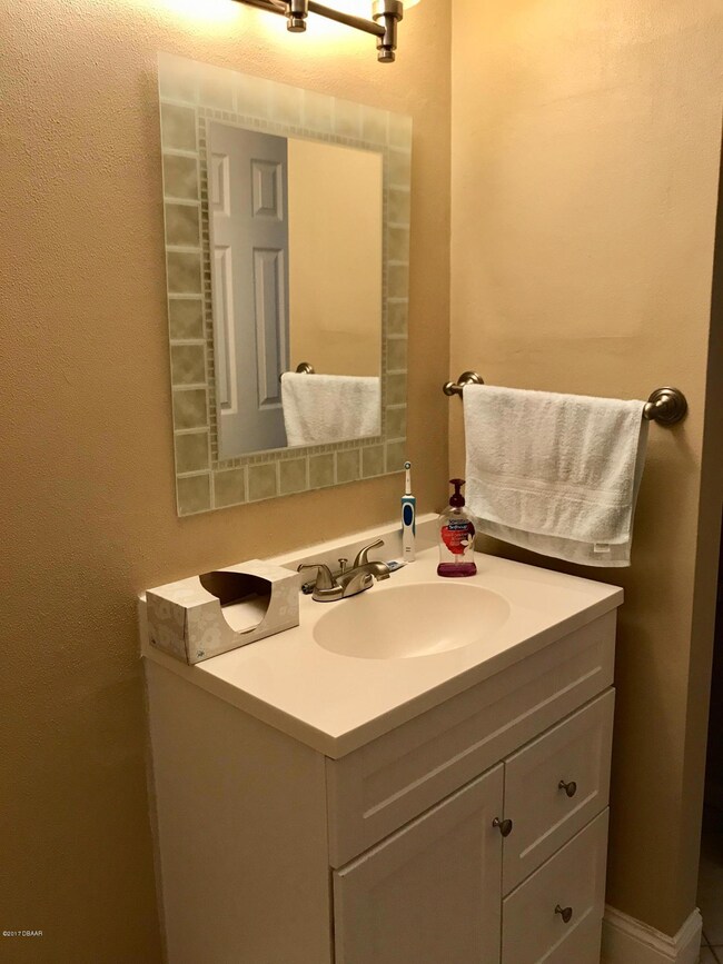 3526 Forest Branch Dr unit B, Port Orange, FL 32129 - photo 7