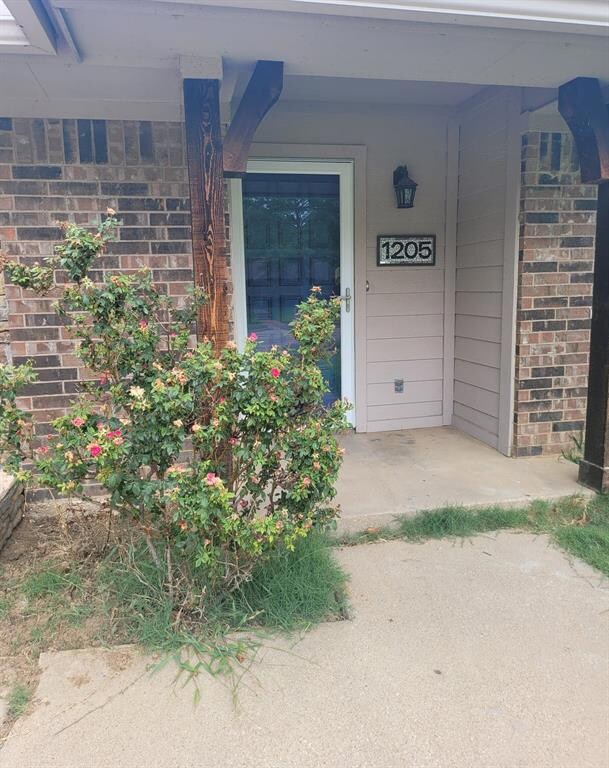 1205 Storm Ct W, Bedford, TX 76022 - photo 3