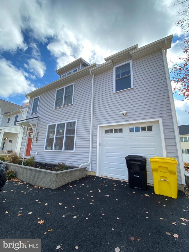 1205 Hawthorne St, Shady Side, MD 20764 - photo 3