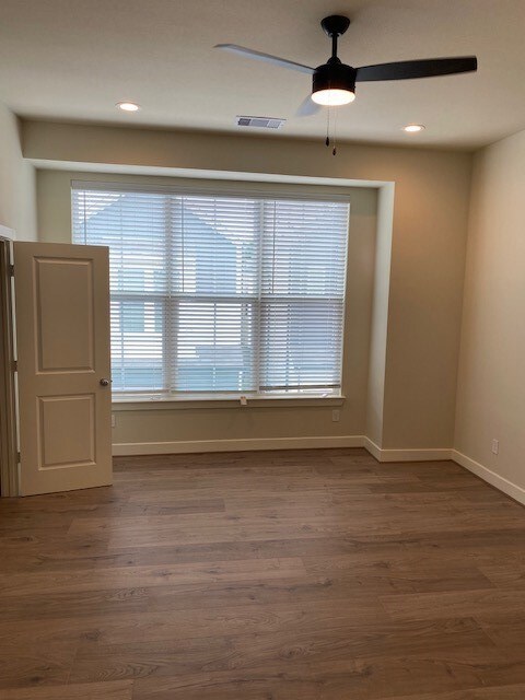 2315 Silva Park Ln, Houston, TX 77091 - photo 6