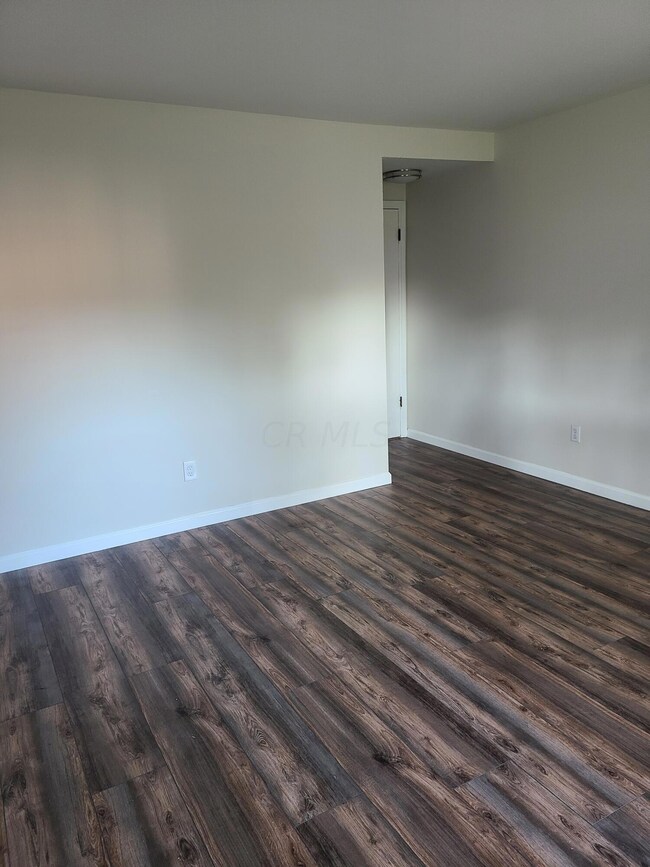 Hardesty Living Rm 2