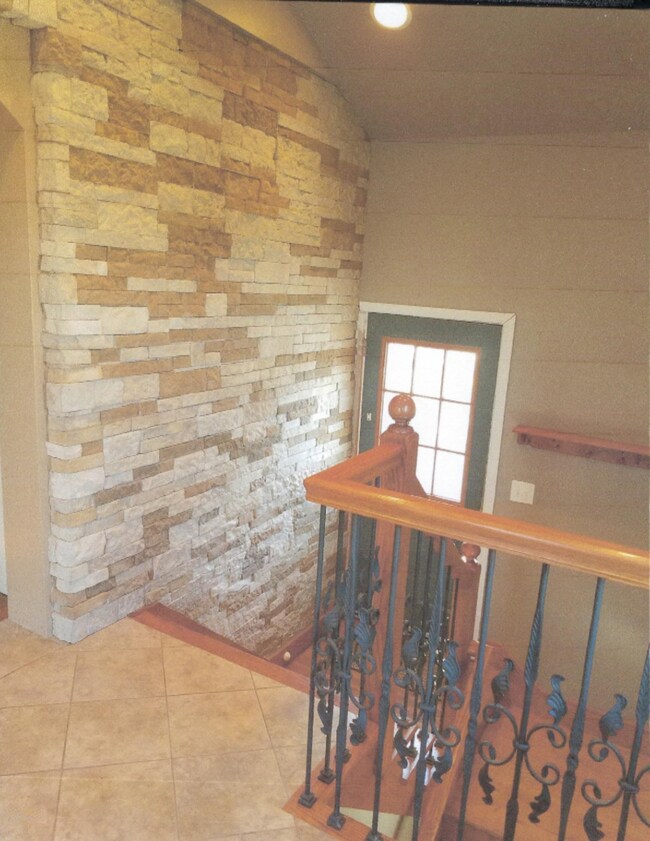 foyer to lower level