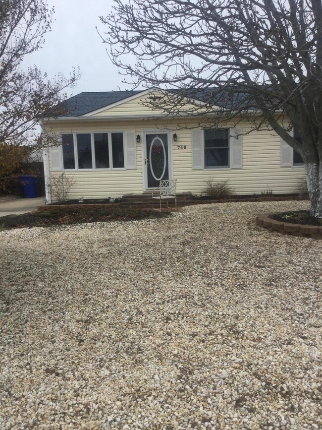 749 Tunney Point Dr, Toms River, NJ 08753 - photo 4