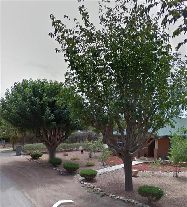 332 Stewart Dr unit DT, El Paso, TX 79915 - photo 2