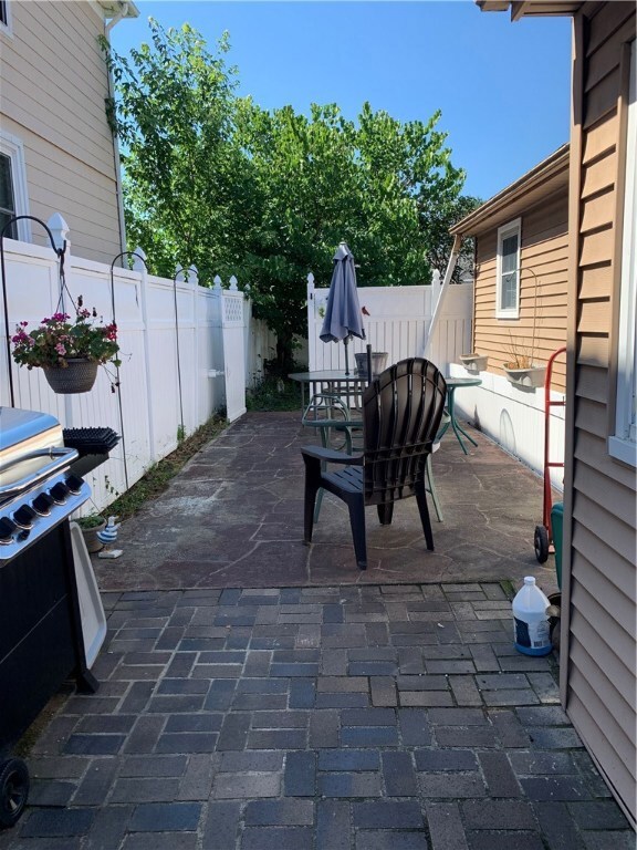 11 Barrett St, Cranston, RI 02910 - photo 2