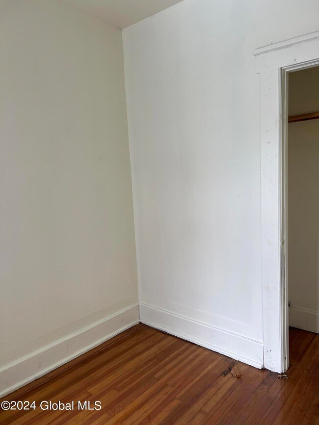 858 3rd St, Albany, NY 12206 - photo 4