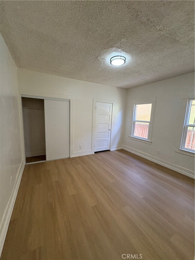 1030 W 88th St unit 1/4, Los Angeles, CA 90044 - photo 6