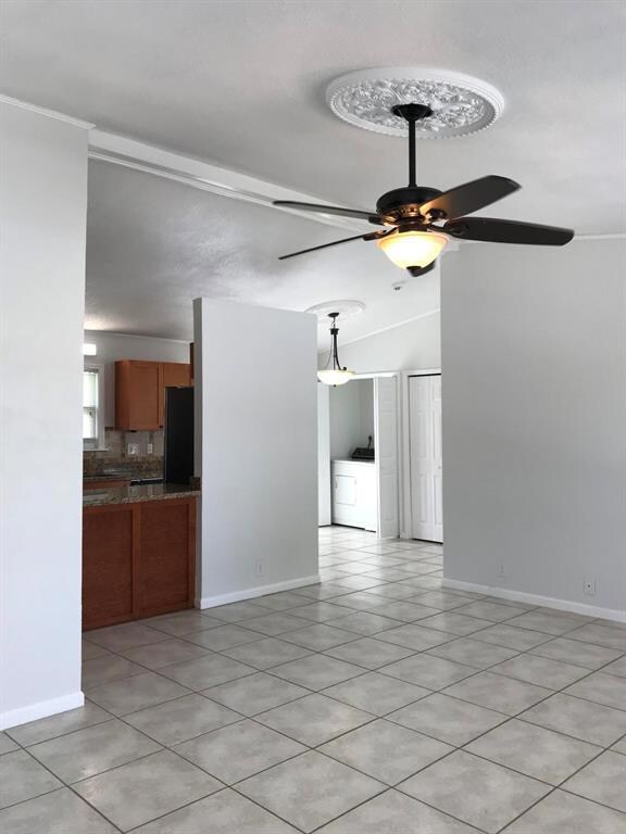 3800 Windsor Ave, West Palm Beach, FL 33407 - photo 5