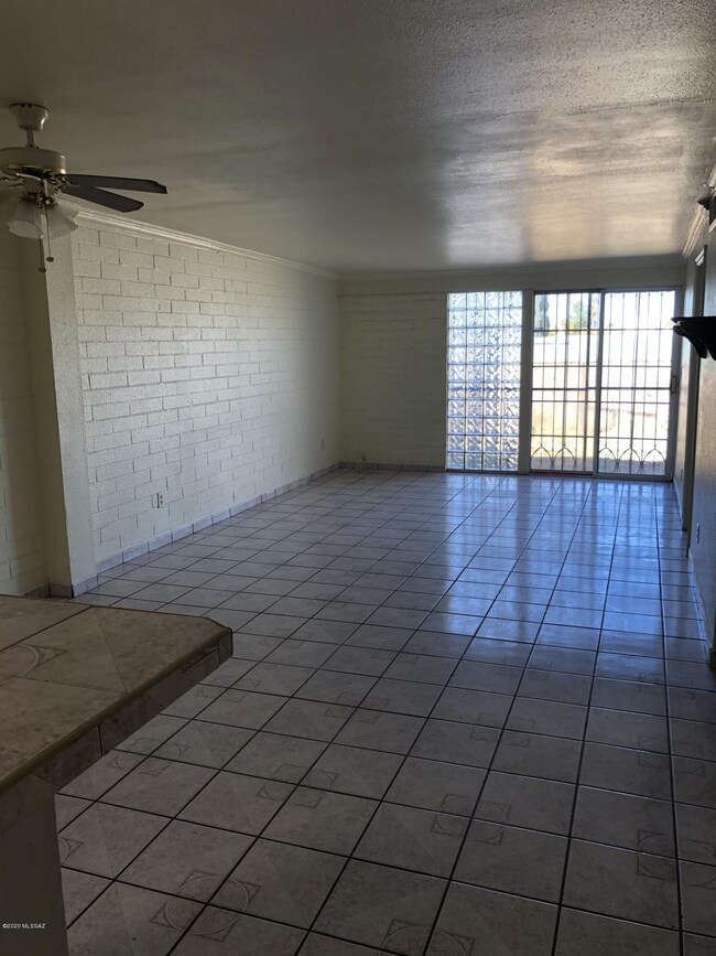 Hall-Living Room