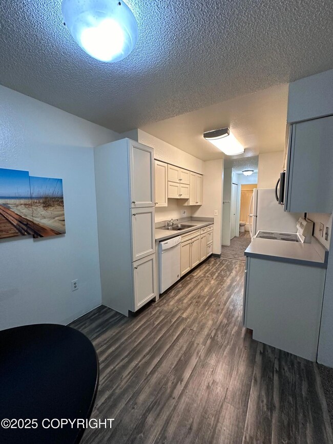 3100 Ward Place unit 7, Anchorage, AK 99517 - photo 6