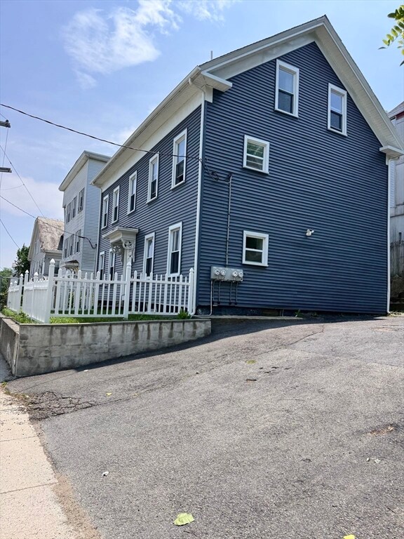 286 Kimball St unit 1, Fitchburg, MA 01420 - photo 3