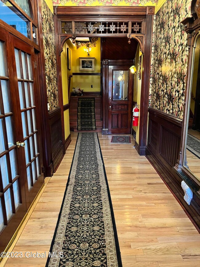 30 Willett St, Albany, NY 12210 - photo 6