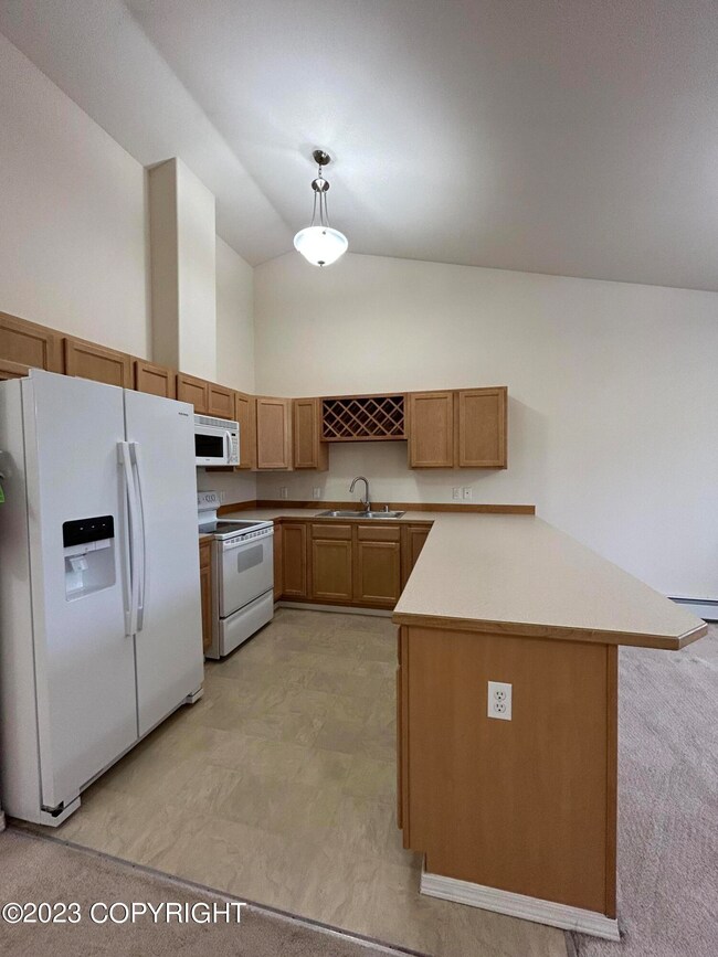 7310 Meadow St unit 10B, Anchorage, AK 99507 - photo 6