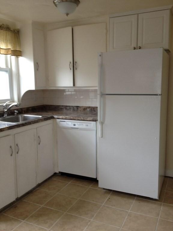 9 Raymond Marchetti St unit 9, Ashland, MA 01721 - photo 4