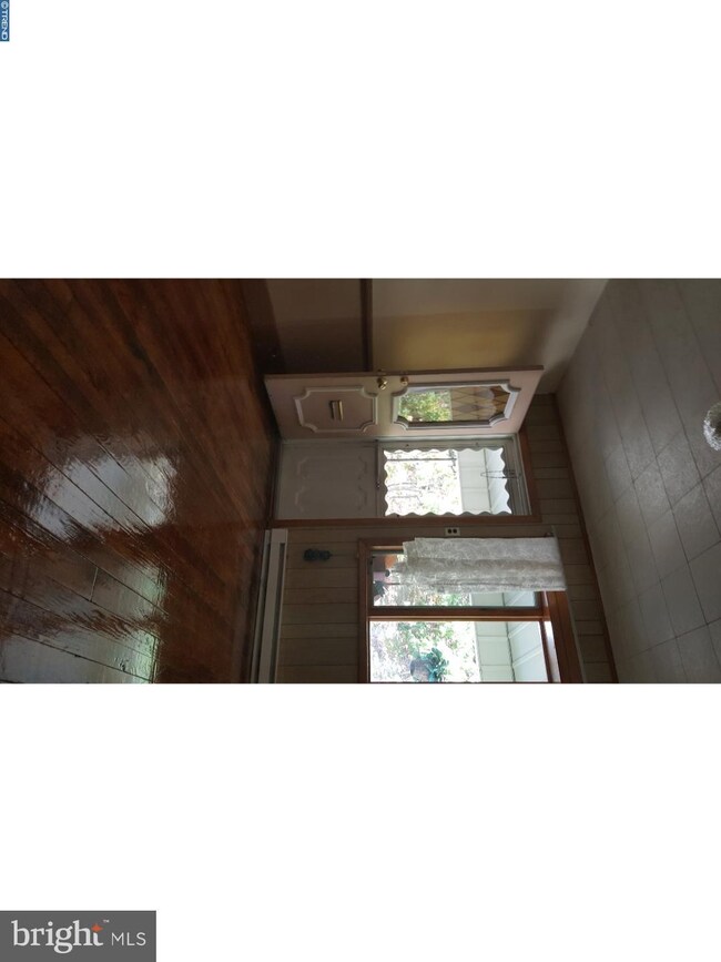 358 Oakland Ave, Ashland, PA 17921 - photo 3