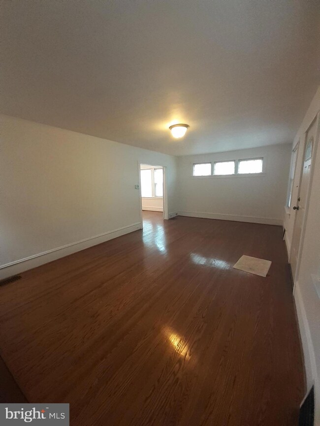 510 Dwight Ave, Oaklyn, NJ 08107 - photo 4