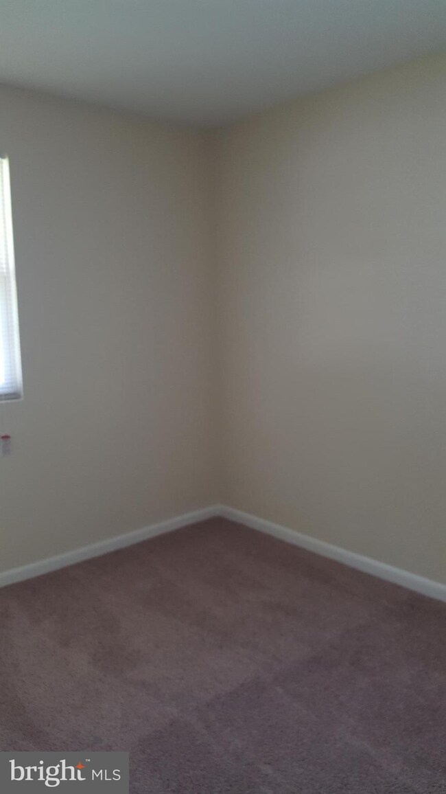 1004 Drum Ave, Capitol Heights, MD 20743 - photo 5
