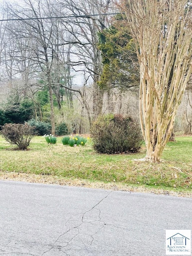 3697 Longview Dr, Collinsville, VA 24078 - photo 4