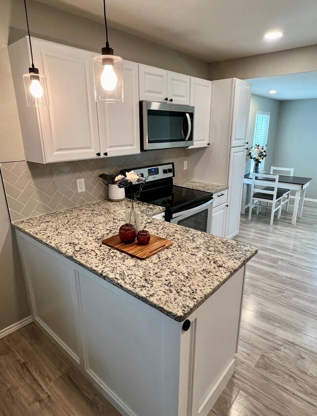 111 Herberta St, Pottsboro, TX 75076 - photo 5