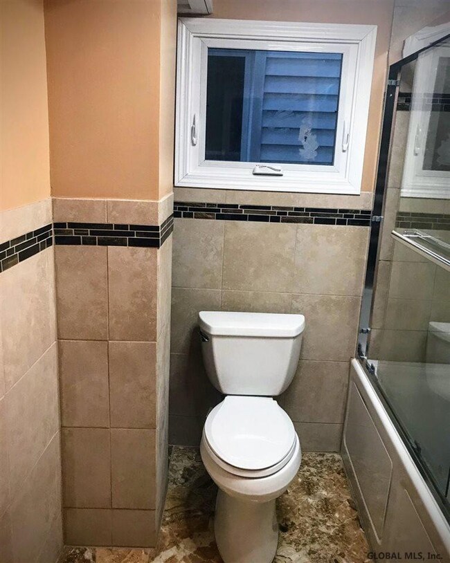 2526 Augustine Ave unit First Floor, Schenectady, NY 12306 - photo 3