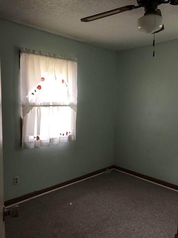 1120 Woodlawn St, Roanoke Rapids, NC 27870 - photo 6