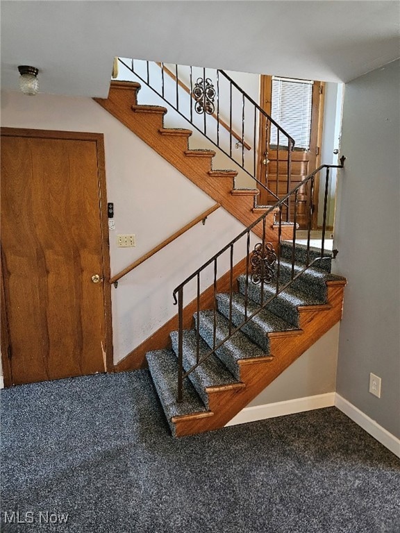 3890 Ayrshire Dr, Youngstown, OH 44511 - photo 5