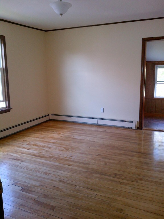 21 Hosmer St unit 2, Watertown, MA 02472 - photo 6