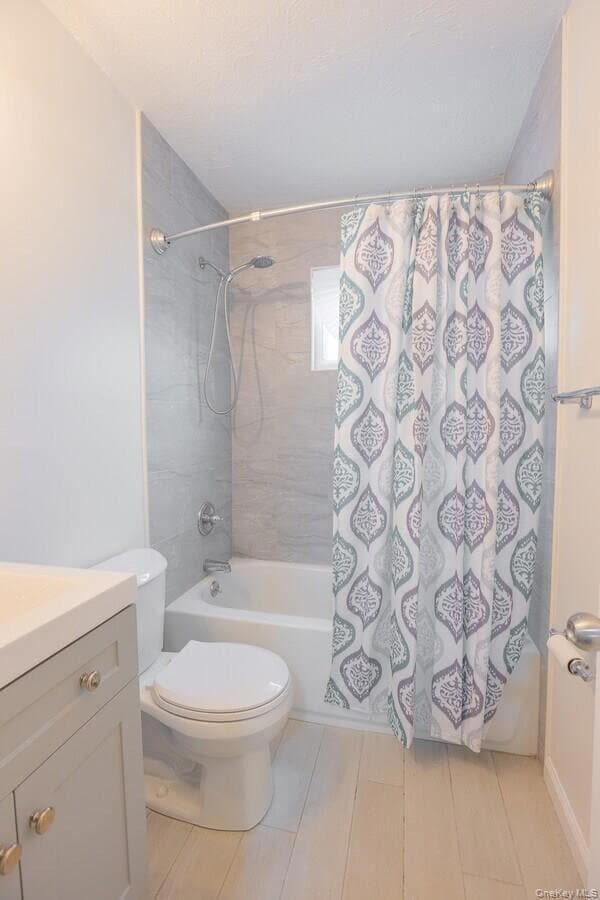 923 Church St unit 921, Bohemia, NY 11716 - photo 7