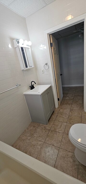 255 Columbia St unit 2, Fall River, MA 02721 - photo 4